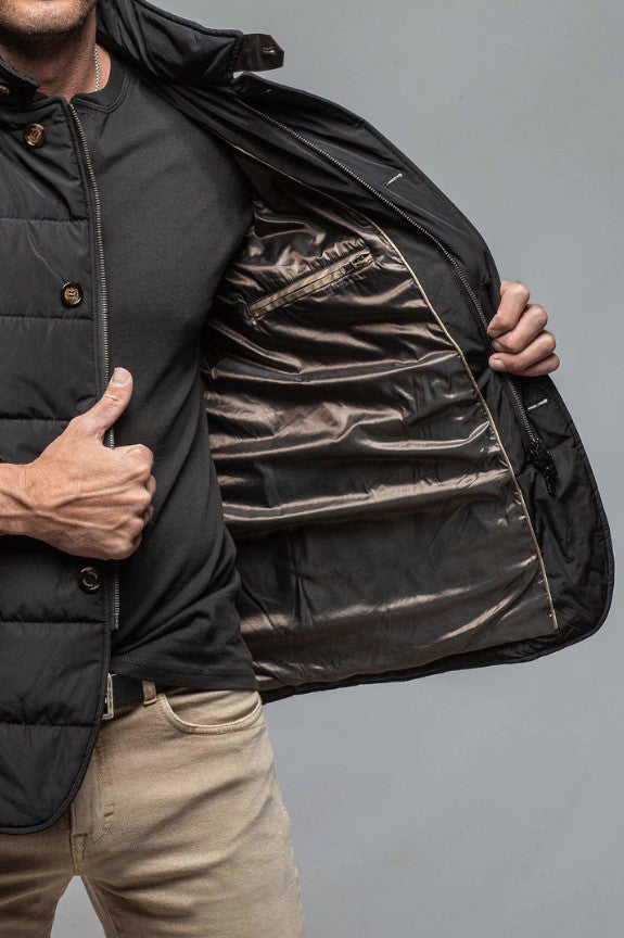 Gimo's Men's Quilted Water Repellent Jacket in Black