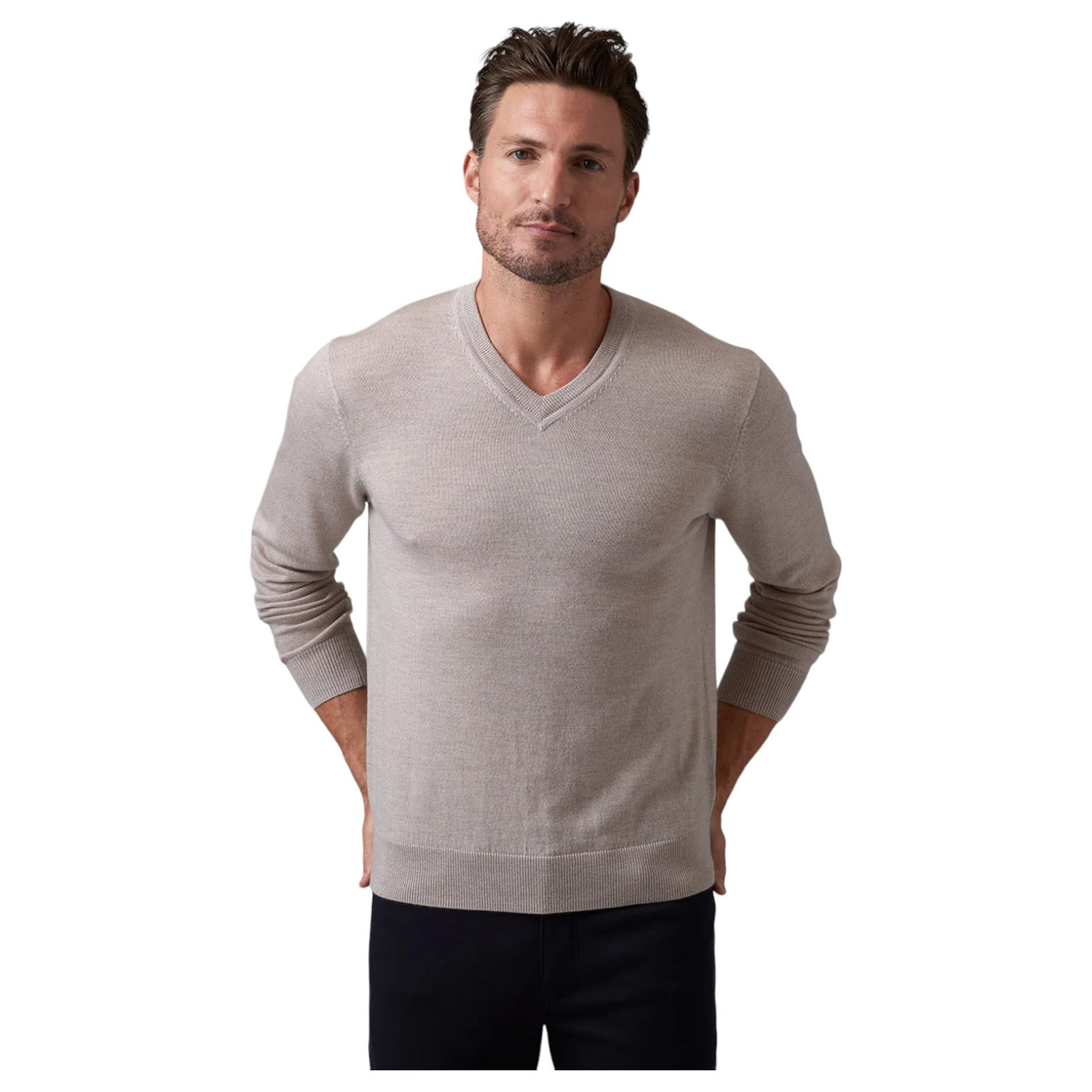 Raffi Classic V-Neck Sweater in 100% Merino Wool HWC19391 Oat