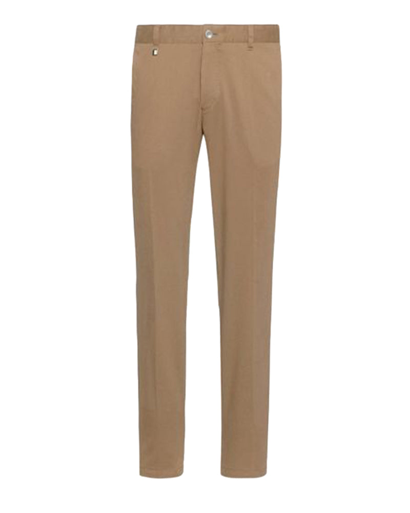 BOSS Men's Slim-Fit Chinos in Stretch-Cotton Serge in Tan  50468850-260