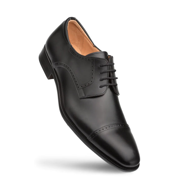 Mezlan Men's Calfskin Cap Toe Oxford Shoe in Black