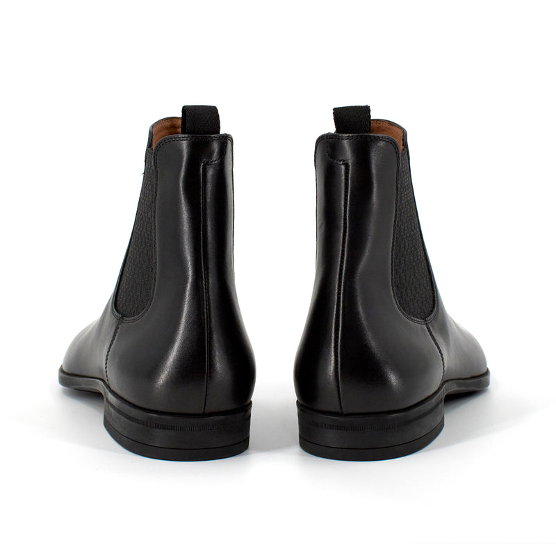 BOSS Men's Kensington Leather Chelsea Boots in Black  50454497-001